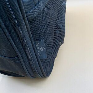 🧳 Expandable Rolling Duffel Bag (Protege Brand)